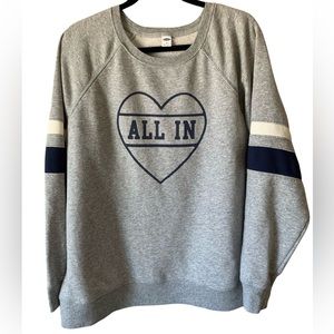 Women’s XL Old Navy lightweight crewneck sweater, gray navy blue white love